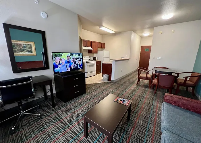 Quality Inn & Suites Near University