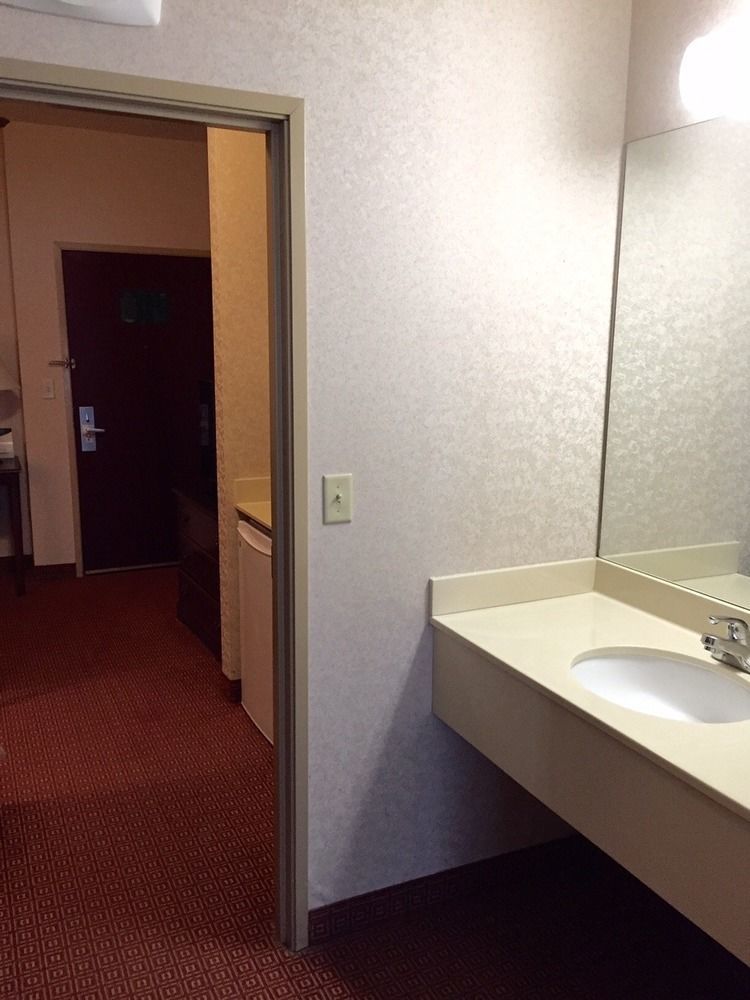 Quality & Near Hotel Waco