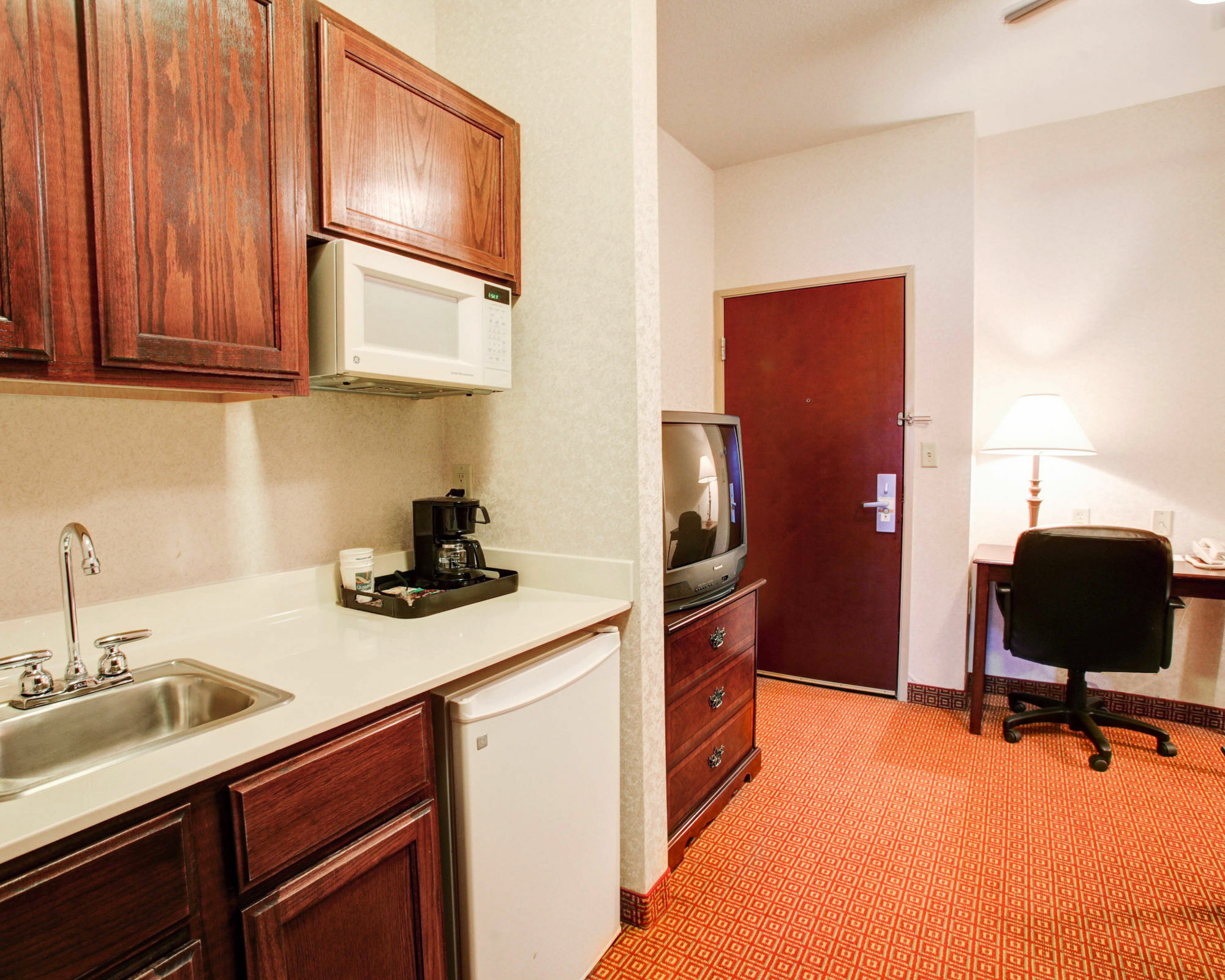 Quality & Near Hotel Waco